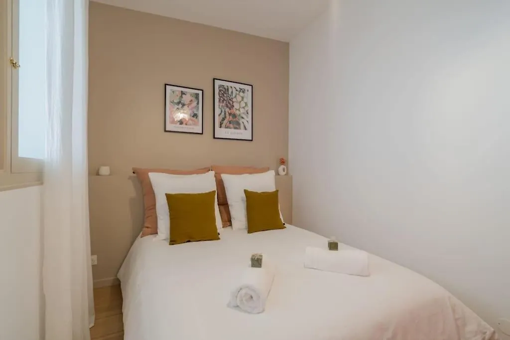 Confort Et Elegance A 2 Pas Du Vieux Port - Chezso Marseille 0*,